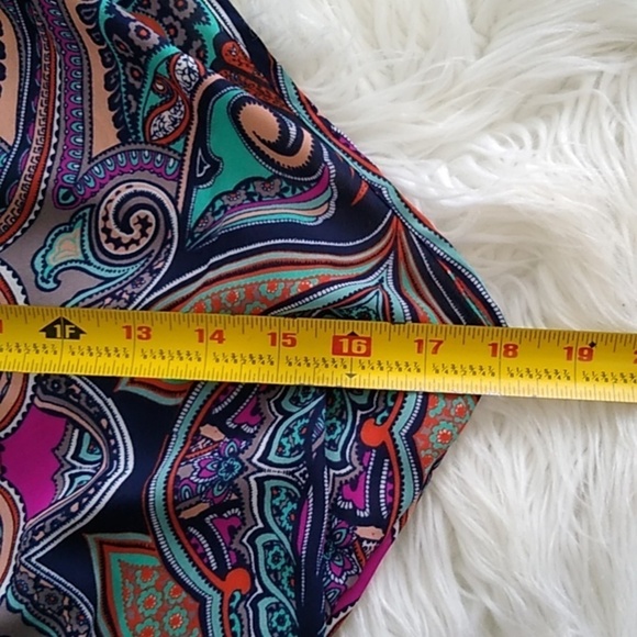 Evereve Allison Joy Maui Paisley Maxi Dress - Picture 12 of 16